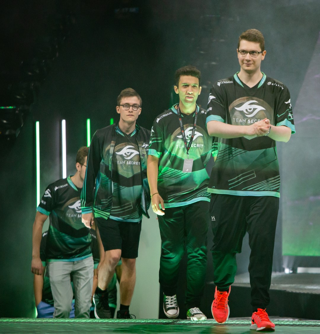 https://www.liquiddota.com/staff/tehh4ck3r/articles/ti8_photos_day3/yam/DSC_2614.jpg